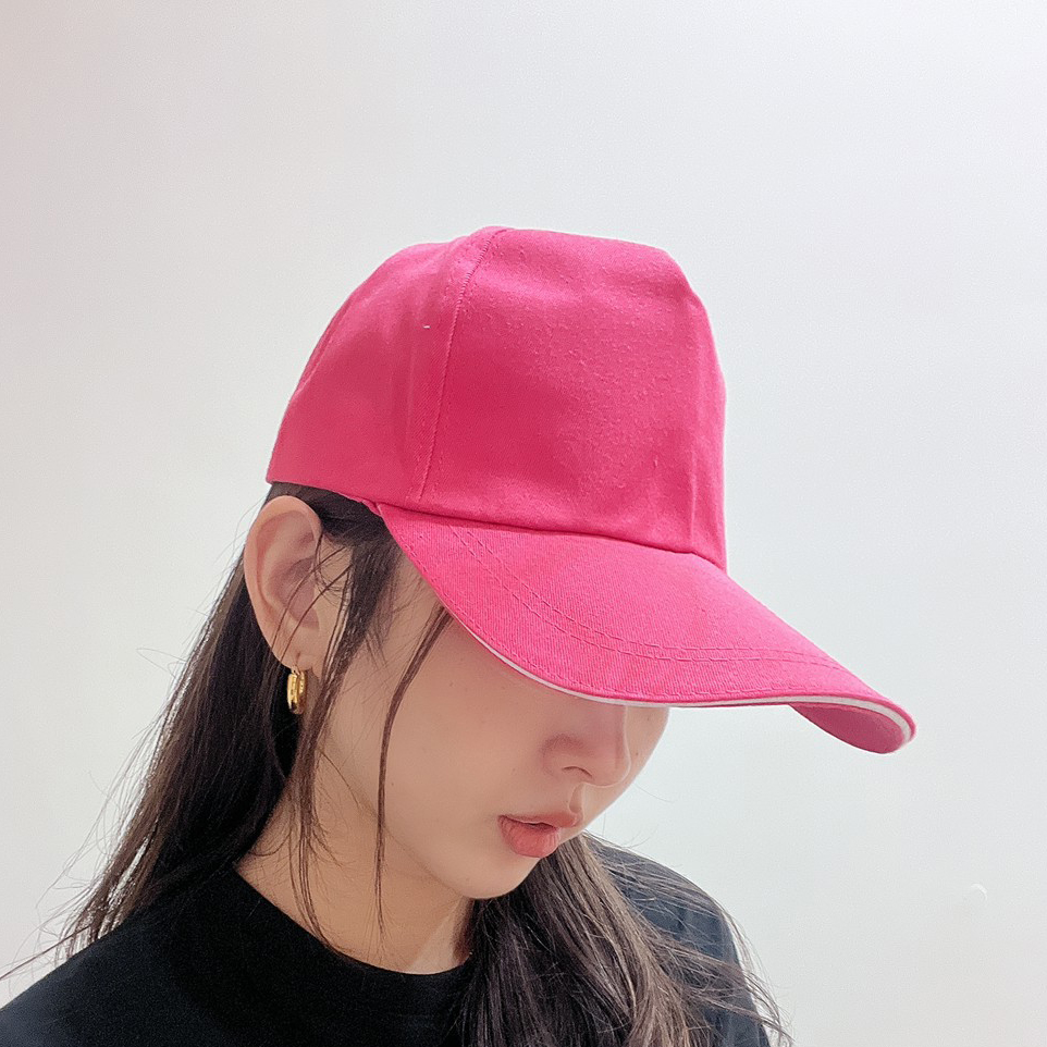 客製帽款展示